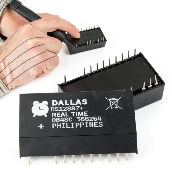 DS12887 DIP 18 Real Time Clock IC by IJJ – 2pcs Pack, Precise Timing-1